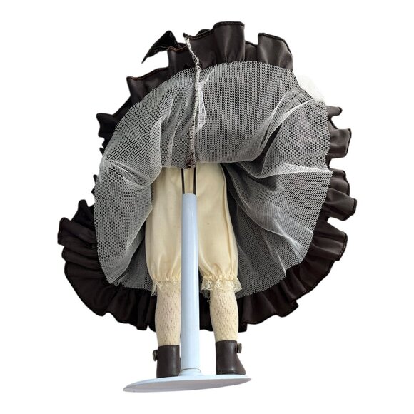 Knightsbridge Collection Porcelain Doll by J. Steventon Ltd with Stand, Box & Ce - Picture 5 of 9